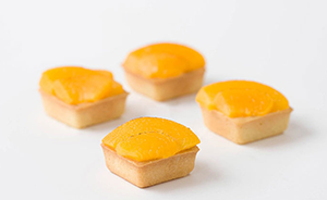 - egg tart 黄桃挞 -
